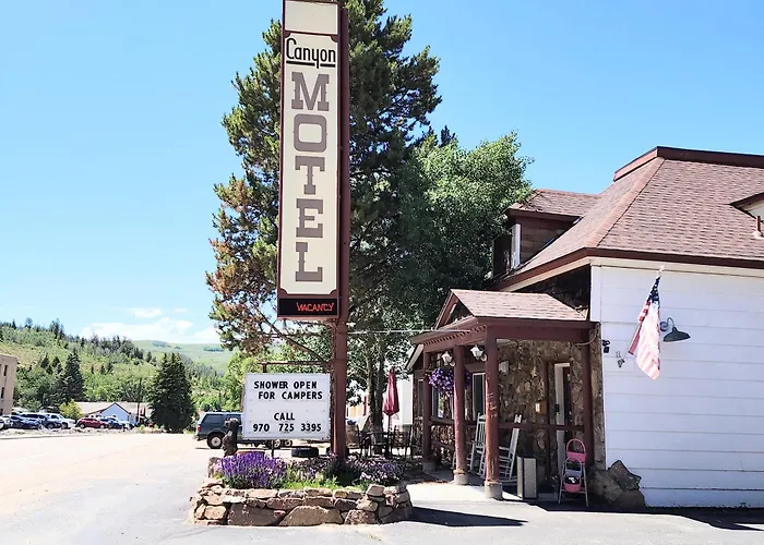 Canyon Motel Near Rocky Mountain National Park